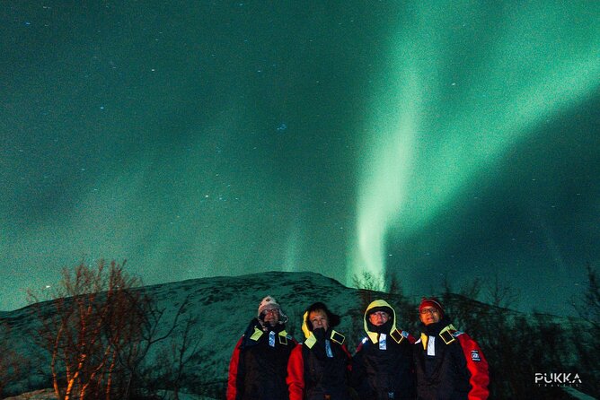 Northern Lights x Mini Bus Chase - Bonfire food and a local meal
