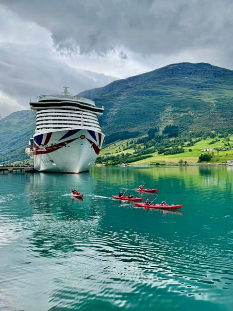 Olden: Experience Beginner-friendly Fjord Kayaking - Why Olden is a fine place to start kayaking
