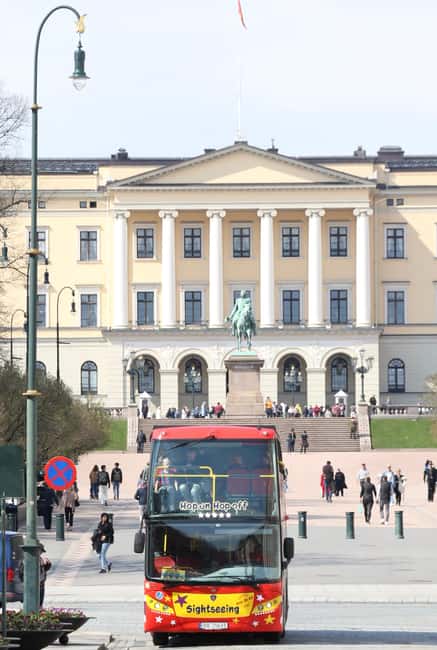 Oslo: 24 or 48-Hour Hop-On Hop-Off Sightseeing Bus Ticket - A first circuit through central Oslo