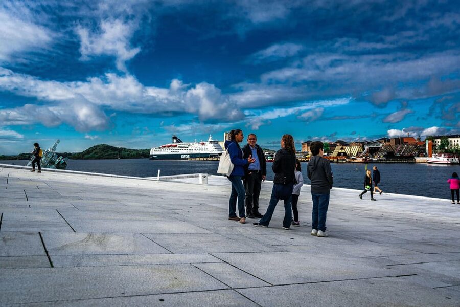 Oslo: 3-hour Highlights & Vigeland Park Private Walking Tour - A fast introduction to Oslo’s center