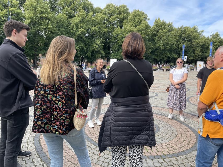 Oslo: Best of Oslo Walking Tour & Fjords Sightseeing Cruise - Boarding the two-hour Oslo Fjord cruise