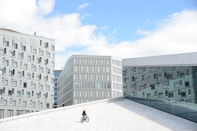 Oslo City Walks: The City of Contrasts - Meeting at Østbanehallen beside Oslo Central Station