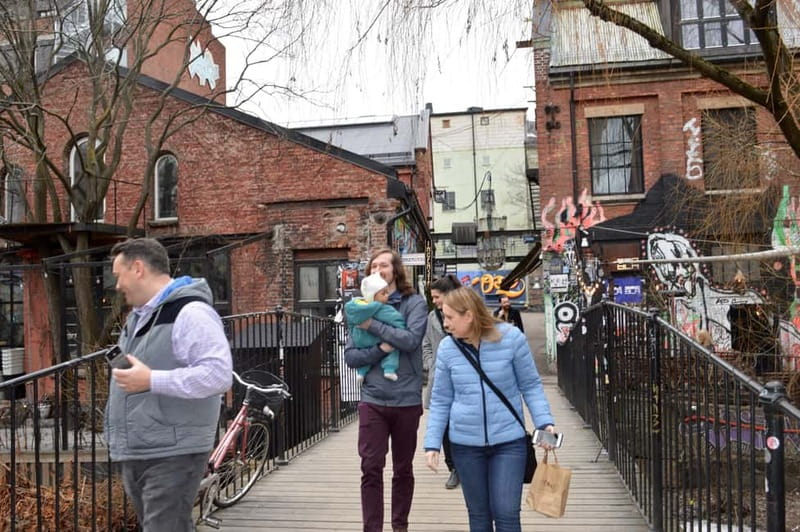 Oslo El-Bike Panorama Tour - Mathallen is a useful final stop for food-minded riders