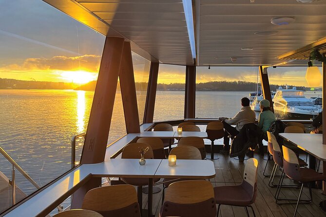 Oslo fjord 3-Course Dinner Cruise with Live Music - The silent electric boat changes the mood