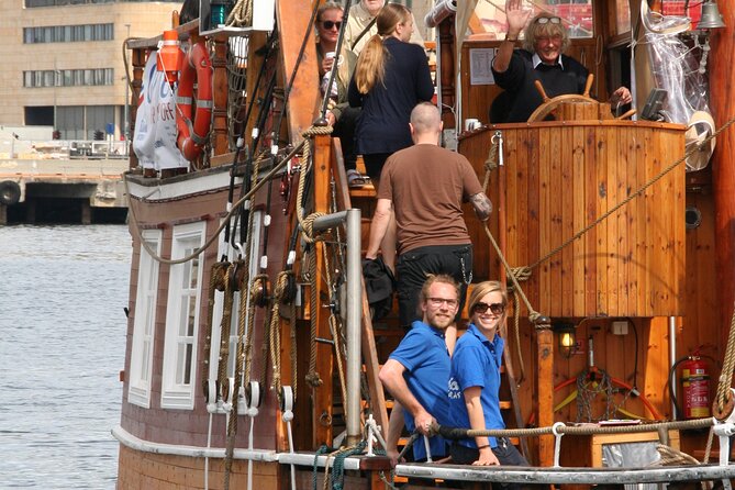 Oslo Fjord a Mini Cruise by Wooden Sailing Ship - Who Will Get the Most from the 50 Minutes