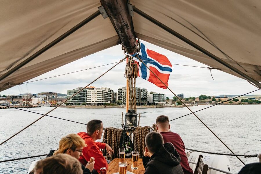 Oslo: Fjord Evening Cruise with Shrimp Buffet - Hovedøya and the island waterways