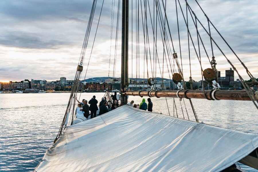 Oslo: Fjord Evening Cruise with Shrimp Buffet - Who will enjoy this Oslofjord cruise