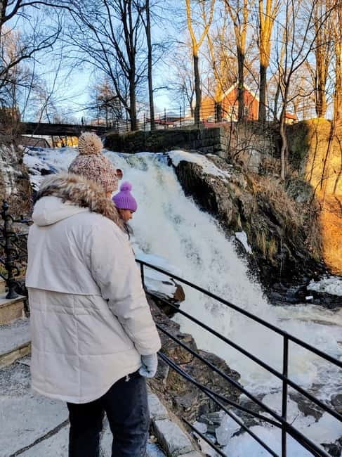 Oslo: Grünerløkka Food & Culture Walking Tour - A 45-minute food stop in Vulkan
