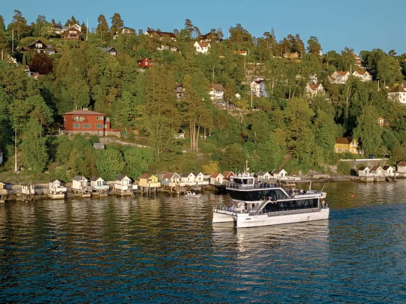 Oslo: Guided Sightseeing Fjord Cruise on Premium Silent Boat - Food, drinks, seating, and the quiet-boat advantage