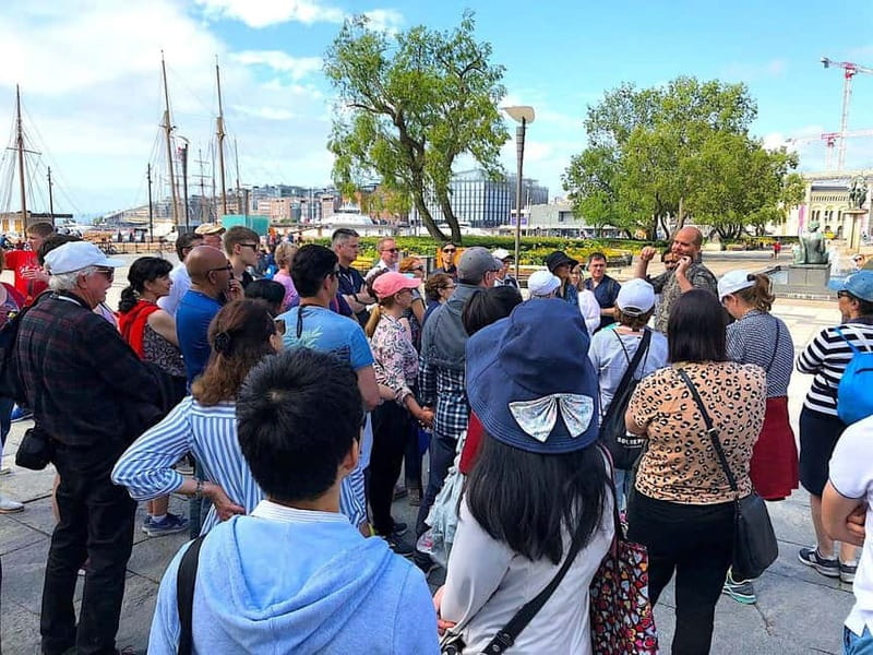 Oslo: Guided Walking Tour of Central Oslo - Starting beside the Tiger at Jernbanetorget