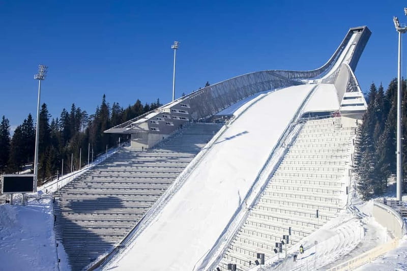Oslo: Oslo Discovery Tour with 2 Museums Included - Holmenkollen and the view over Oslo