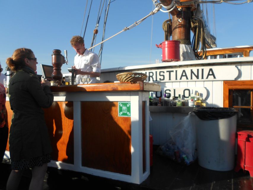 Oslo: Oslo Fjord Cruise with Live Jazz Music & Shrimp Buffet - The Norwegian shrimp buffet