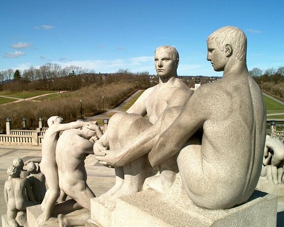 Oslo Panorama Tour with Holmenkollen Ski Jump and Vigeland Park - Why this Oslo tour works for a short visit