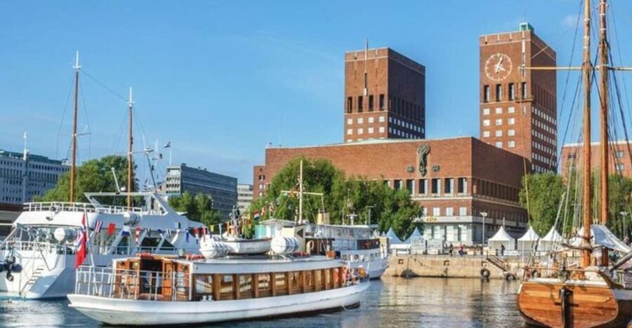 Oslo: Private Walking Tour with a Local Guide - What the central Oslo walk gives you