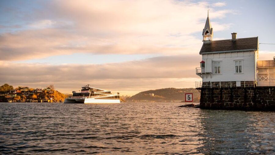 Oslo: Scenic Fjord Cruise with Audio Guide Commentary - A gentle start beside the Oslo Opera House