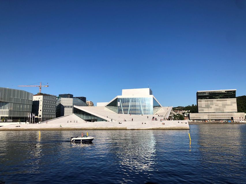 Oslo: Sightseeing with Holmenkollen Ski Jump & Vigeland Park - Who should book it?