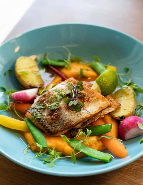 Oslo: Tour with a Michelin star chef - Pace, group size, and winter comfort