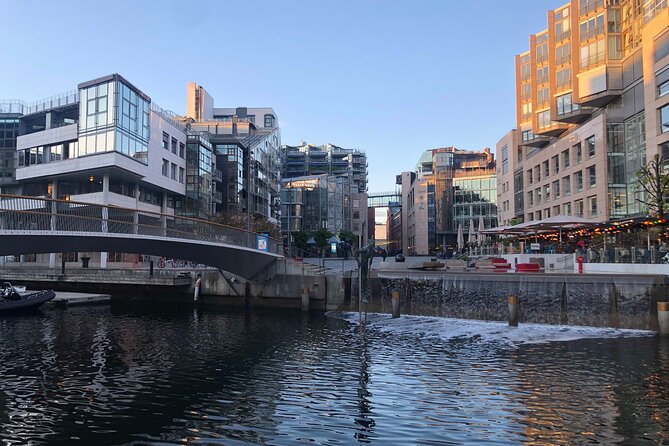 Oslo Unveiled: Private Walking Tour - Nationaltheatret and the poets of Norway
