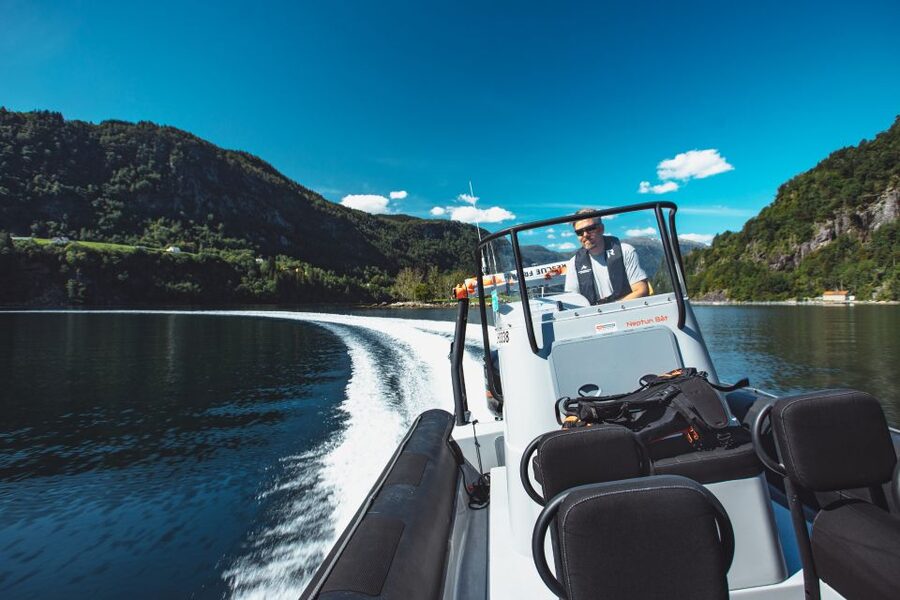 Øystese: Hardangerfjord and Fyksesund RIB Fjord Adventure - Who will enjoy this RIB safari most?