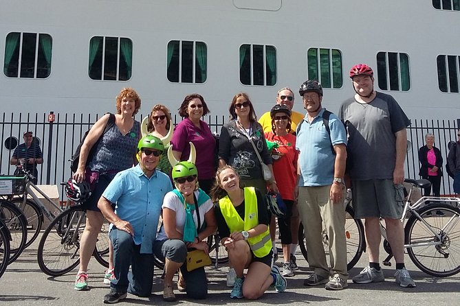Private Bike Tour (3 hours) - Tjuvholmen and modern fjord views
