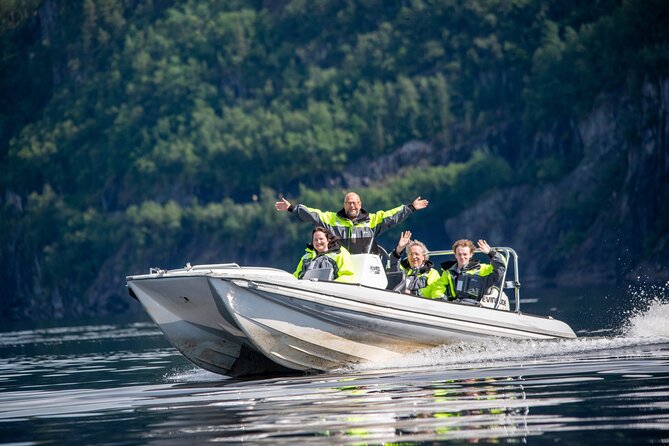 Private Cruise: Mostraumen by Zodiac or Lux Pontoon Boat - Skipshelleren reaches back 8,000 years