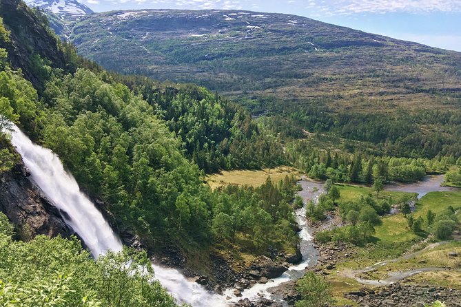 PRIVATE GUIDED TOUR: Folgefonna Glacier roundtrip from Bergen, 8 hours - Crossing Hardangerfjord by car ferry