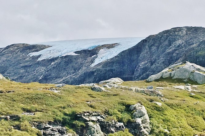 PRIVATE GUIDED TOUR: Folgefonna Glacier roundtrip from Bergen, 8 hours - Lunch, weather, and what to bring