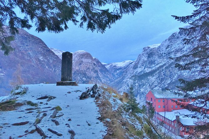 PRIVATE GUIDED TOUR: Highlights of Norway – Trip to the Sognefjord – WINTER - Stalheim, two waterfalls, and a winter closure