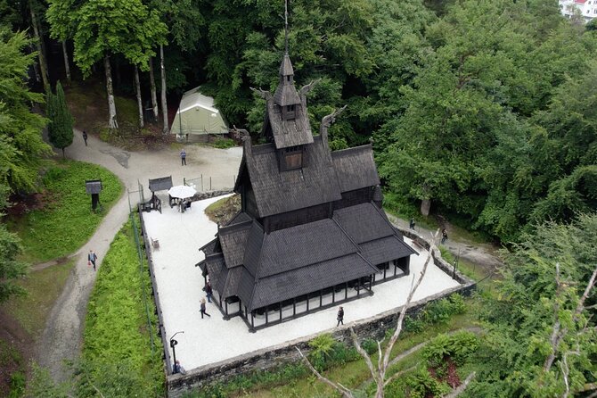 Private Guided Tour of Bergen and the Best of Norwegian Fjords - A short ferry ride across the fjord