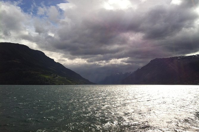 PRIVATE GUIDED TOUR: Queen of the Fjords - tour from Bergen, 6 hours - From Bergen to the Queen of the Fjords