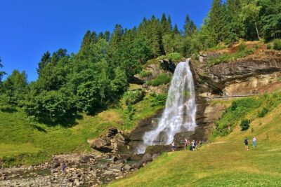 PRIVATE GUIDED TOUR: Queen of the Fjords – tour from Bergen, 6 hours