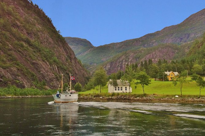PRIVATE GUIDED TOUR: Secrets of the Fjords - the Osterfjord and Mo, 6-7 hours - Dale of Norway and the route into quieter country