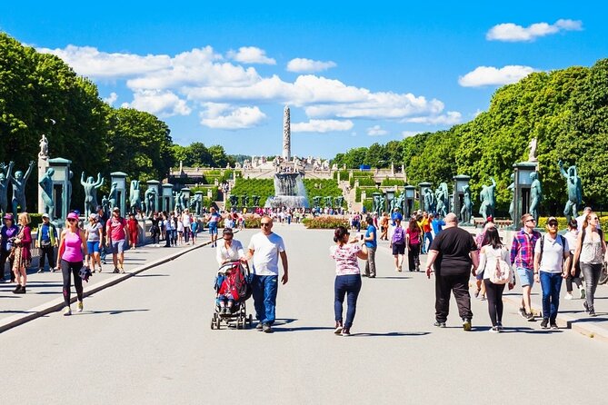 Private Oslo Tour with a Local, Highlights & Hidden Gems, 100% Personalised - The Royal Palace and the 13:30 guard ceremony