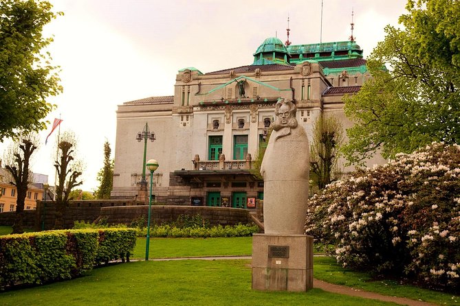 PRIVATE TOUR: Bergen city sightseeing, 4 hours - Timing, weather, and ticket planning