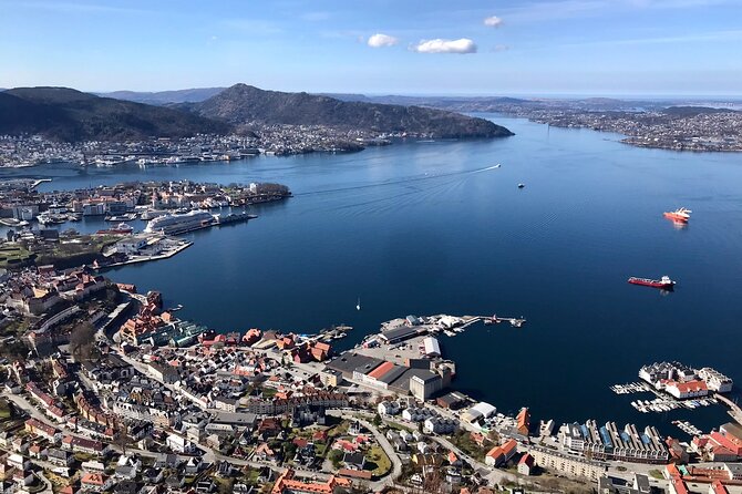 Private Walking Tour- Bergen Classics - Ending at Fløibanen and Mount Fløyen