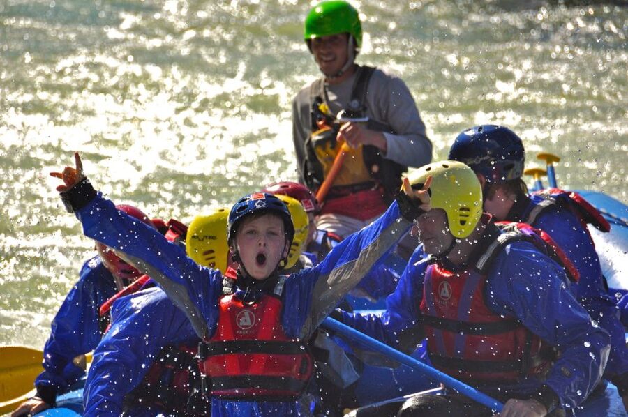 Setesdal, Evje: Family Rafting on the beautiful Otra river - The three-hour plan, from check-in to the final splash