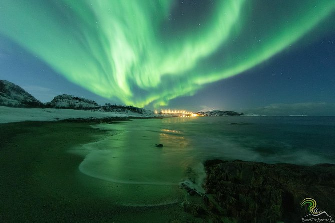 Small-Group Northern Lights Tour from Tromso with Photos - The guide makes or breaks the evening
