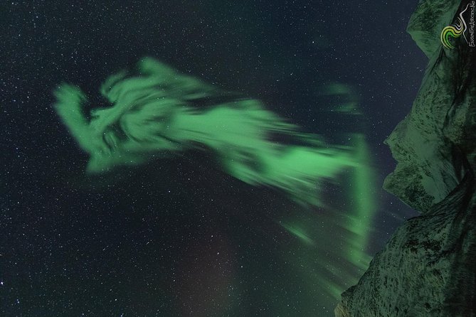 Small-Group Northern Lights Tour from Tromso with Photos - The border question and what to carry