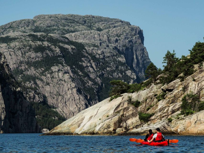 Stavanger: Guided Kayaking in Lysefjord - Why Lysefjord works so well from a kayak