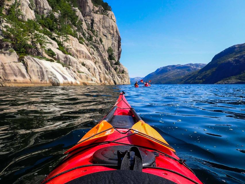 Stavanger: Guided Kayaking in Lysefjord - Meeting Nordic Paddling above Dørvika Beach