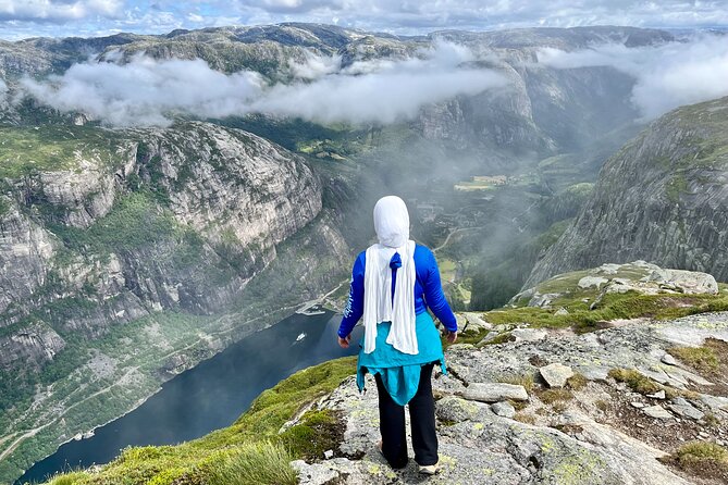 Stavanger: Kjerag Hike with Guide and Transportation - Key points at a glance