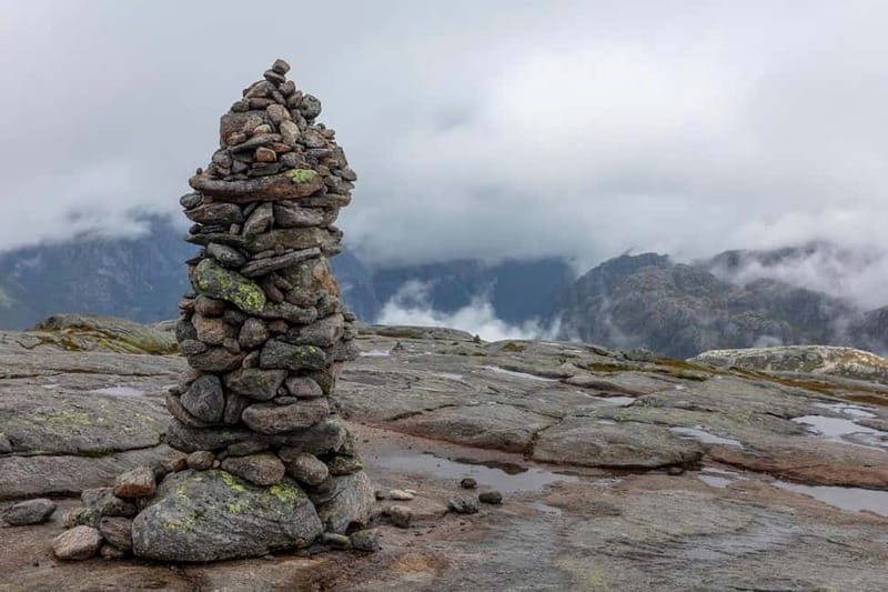 Stavanger: Kjerag Summer Hike with Packed Lunch - What the six-hour hike feels like