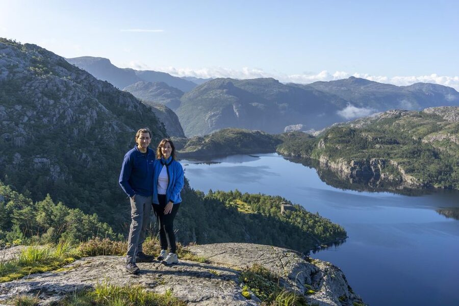 Stavanger: Preikestolen Classic Hike and Side Trail - Who should choose this hike