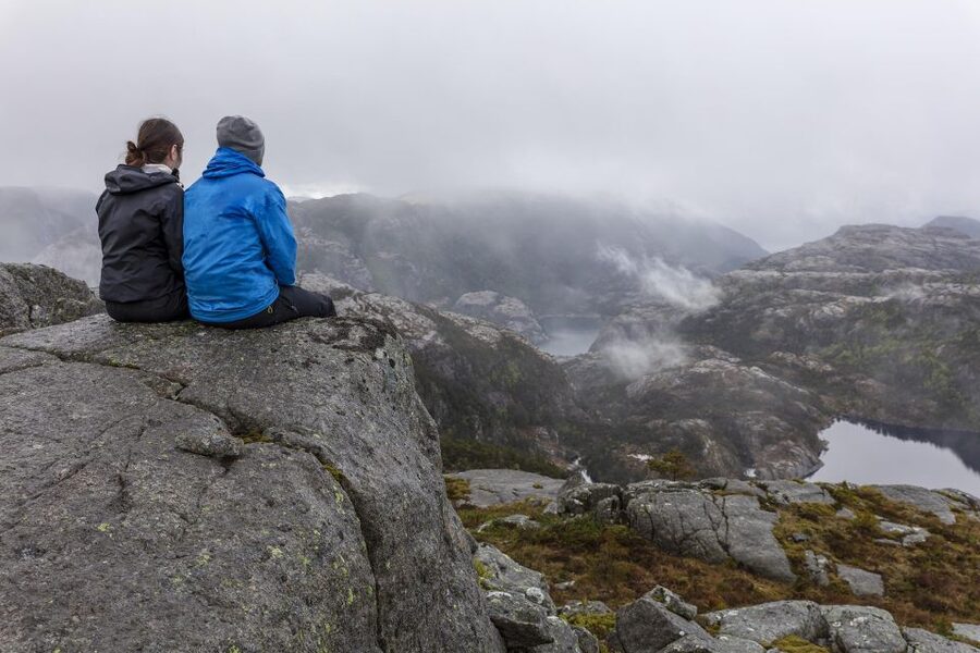 Stavanger: Preikestolen Classic Hike and Side Trail - Arriving at the 604-meter cliff