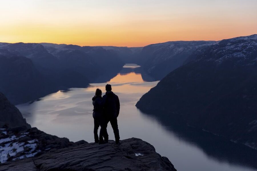 Stavanger: Preikestolen Sunrise Hike with Breakfast Buffet - Why a sunrise start changes Preikestolen