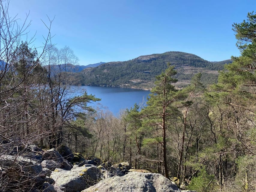 Stavanger: Preikestolen Tour with Guide and Pickup - Who should book this Preikestolen trip?