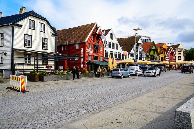 Stavanger Private Walking Tour with a Local - What the local host adds