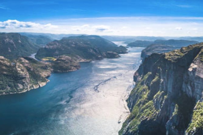 Stavanger: Waterfalls, Caves and Rock Tour By Sea - Sailing toward Lysefjord and the glacier-carved cliffs