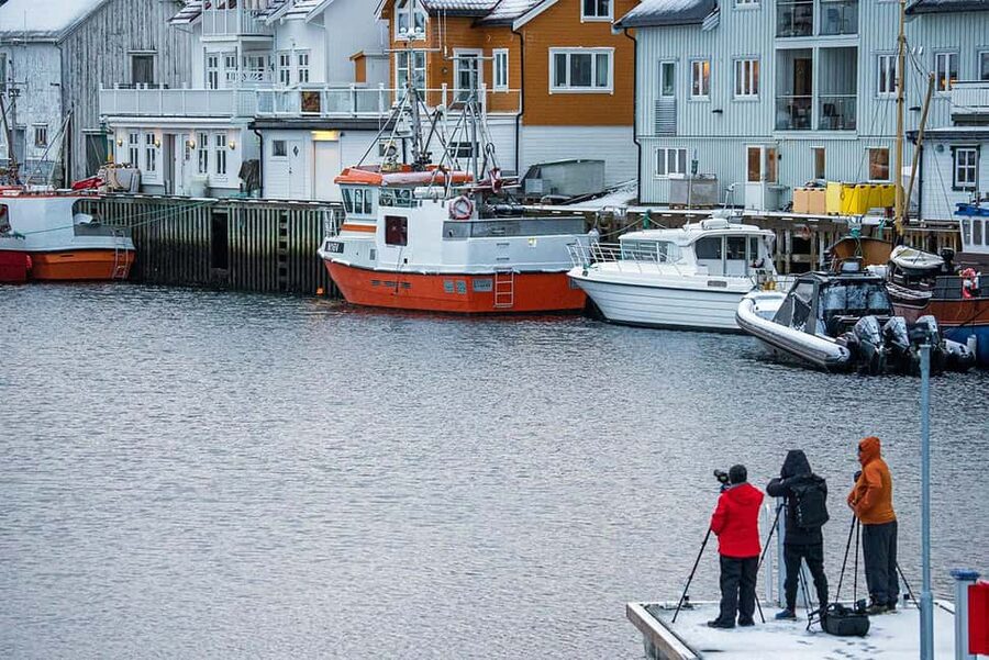 Svolvær and Henningsvær Sightseeing and History Tour - Through the countryside toward Gimsøy