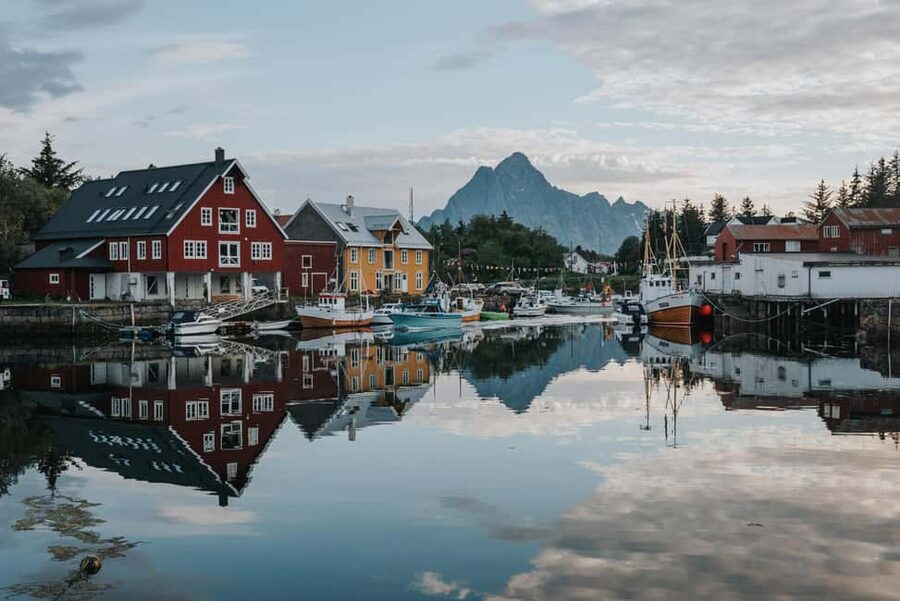Svolvær: Lofoten Scenic Sightseeing Tour: Half day tour - Key points at a glance